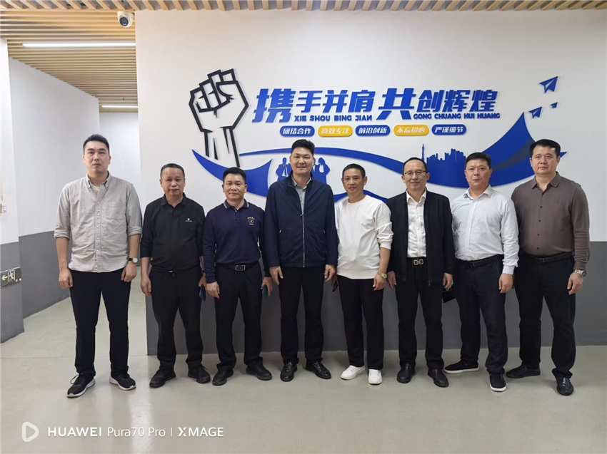 博羅縣人大常委會(huì)主任田裕東率隊(duì)視察博士有成惠州智慧工業(yè)園