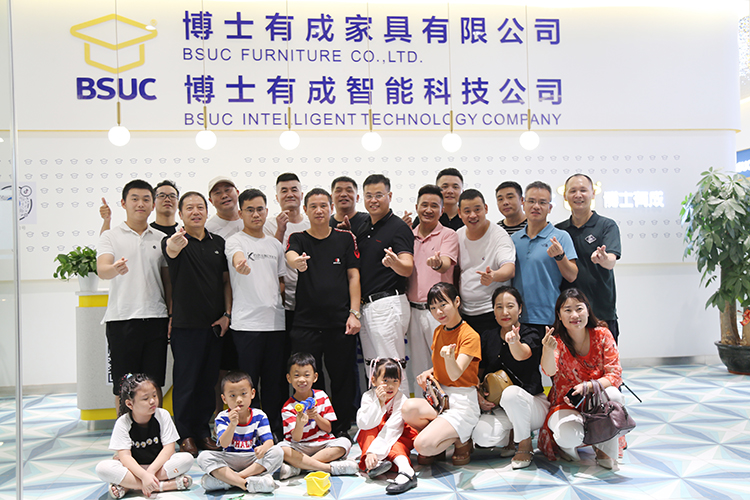 這一趟博士有成之旅，大家都很開(kāi)心并收獲滿滿