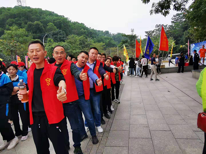 博士有成長跑成員，鳳崗迎新長跑活動(dòng)中